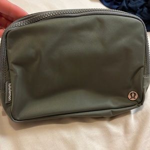 Lululemon Everything belt bag